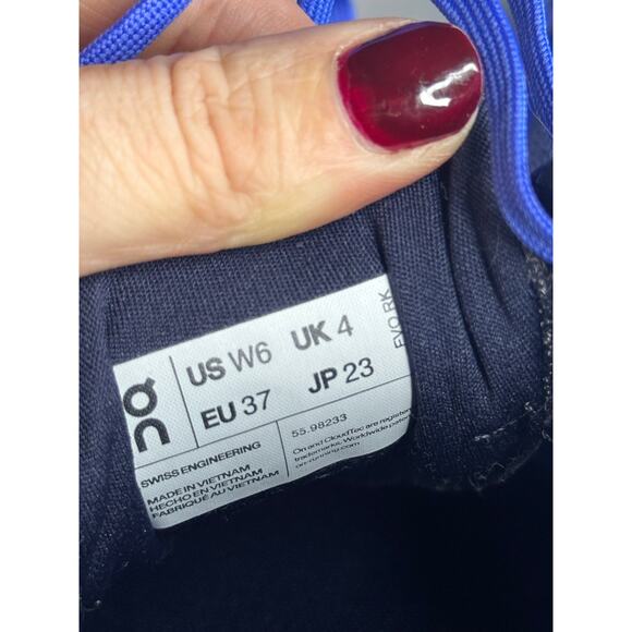 On Running CloudGo Indigo/Ink Size 6 - Picture 2 of 8